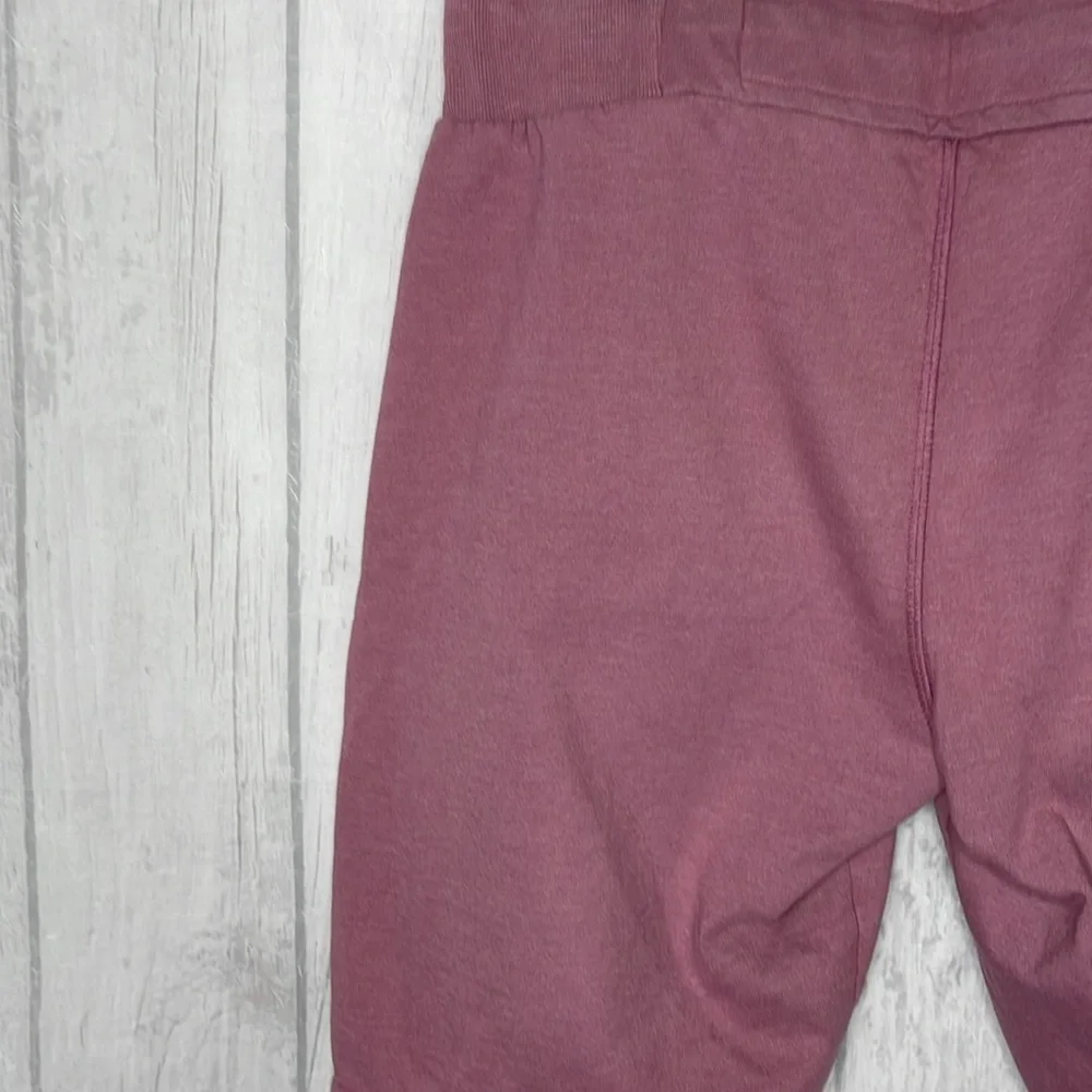 Burnin Water sweatshorts. - Picture 6 of 9